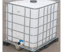 Velkokapacitní plastový IBC kontejner na vodu, 1000L
